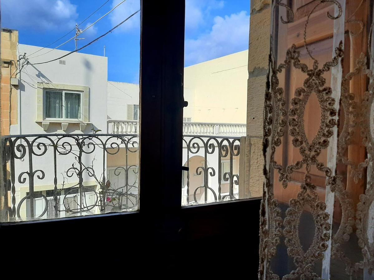 The Lyndee House Bed & Breakfast Nadur Exterior photo